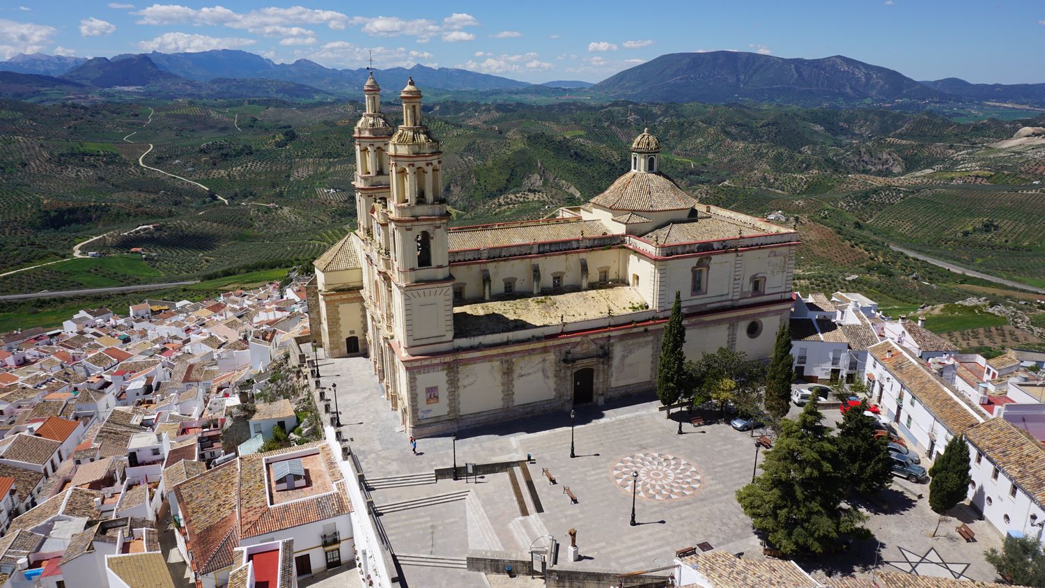 Olvera Kirche Rundreise Südspanien